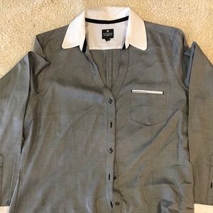 Express women’s The Essential Shirt ‘original’